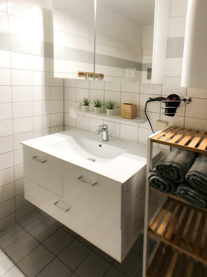 Vips Apartament *